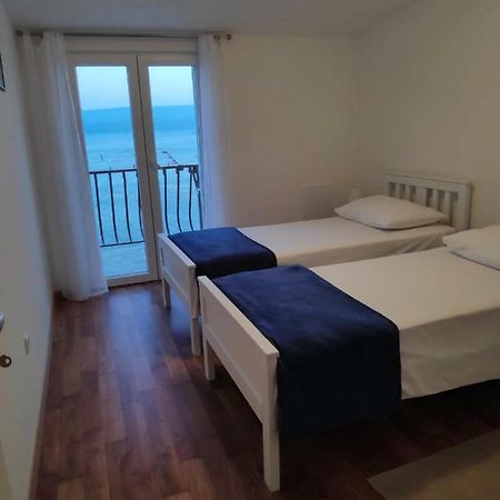 Apartmani Mara I Kata Omiš Exteriér fotografie