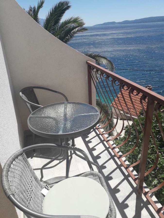 Apartmani Mara I Kata Omiš Exteriér fotografie